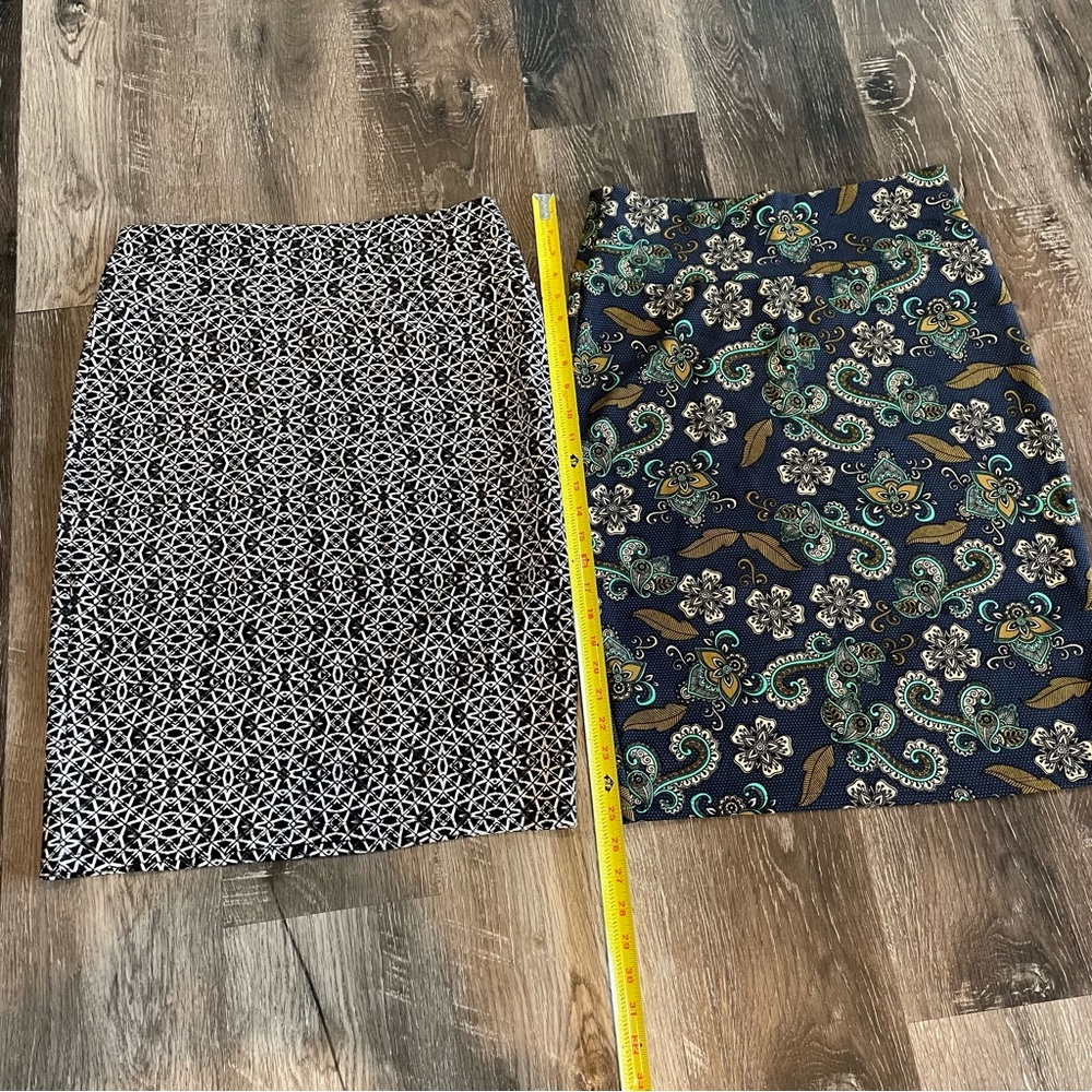 Barely Worn LuLaRoe Bundle of Two Pencil Skirts, Size Large